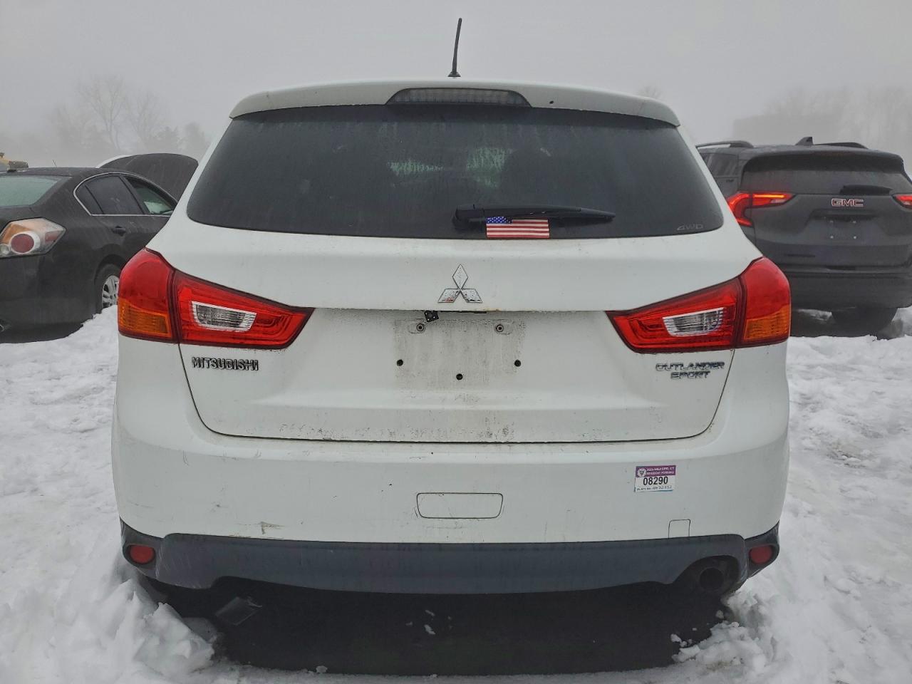 Mitsubishi Outlander Es Image 9