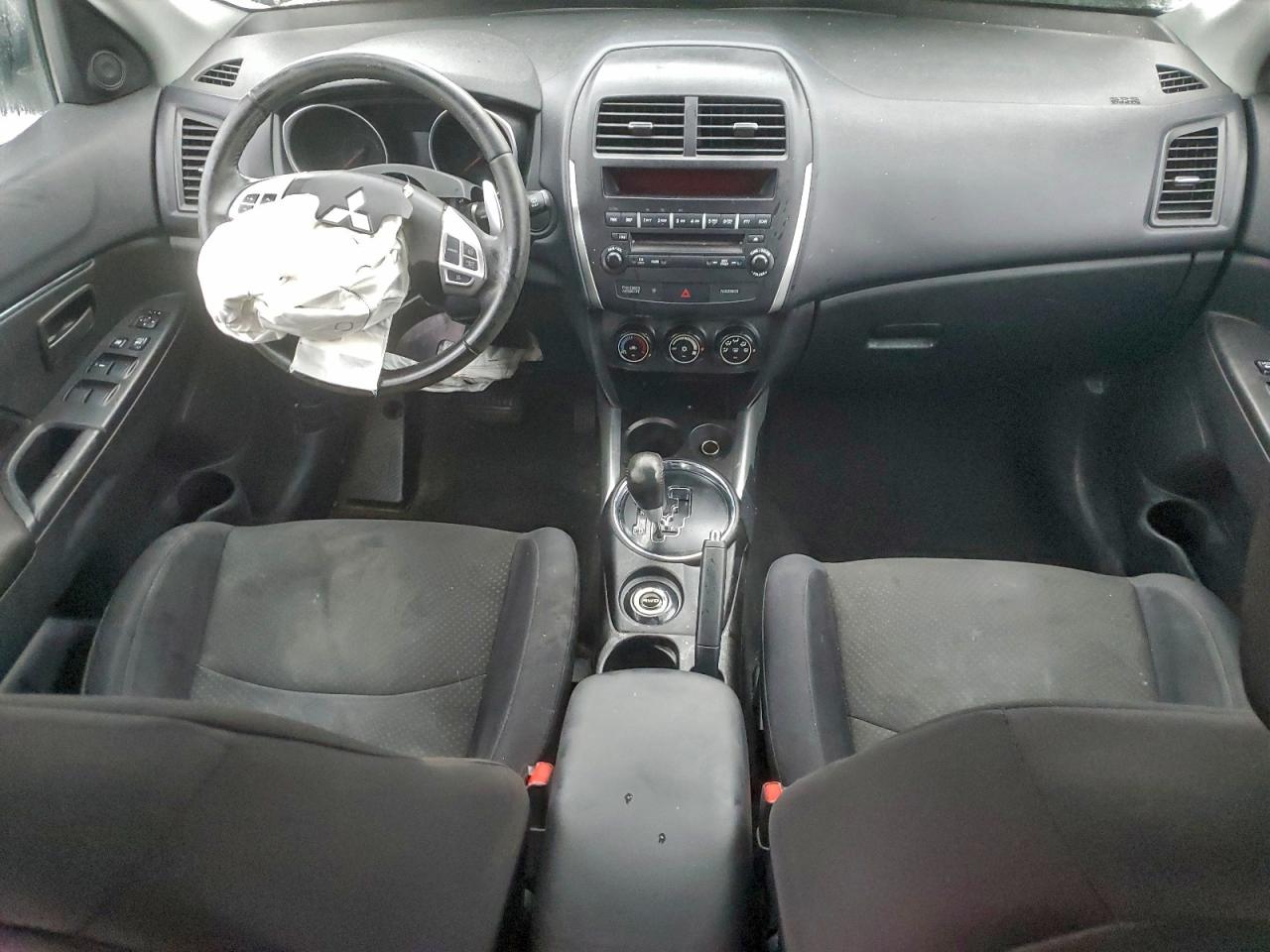 Mitsubishi Outlander Es Image 11