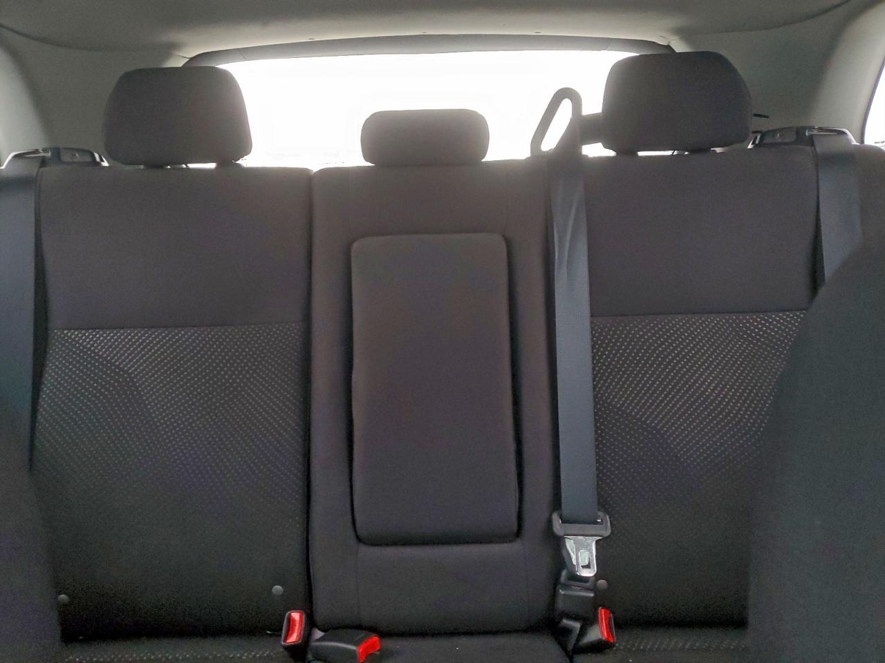 Mitsubishi Outlander Es Image 3