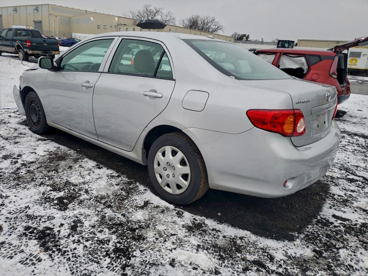 Toyota Corolla Base Image 4