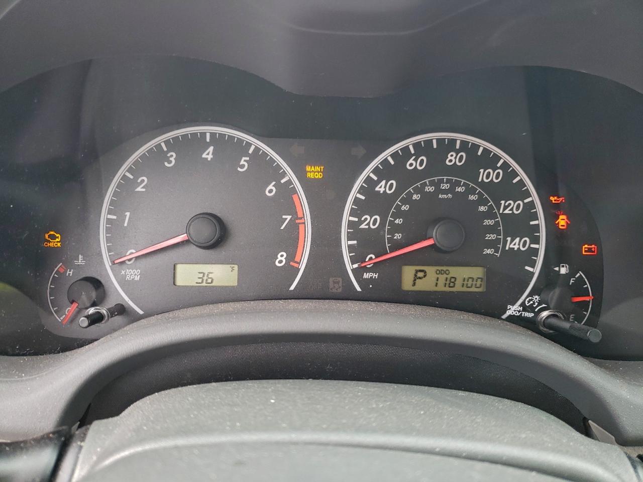 Toyota Corolla Base Image 12