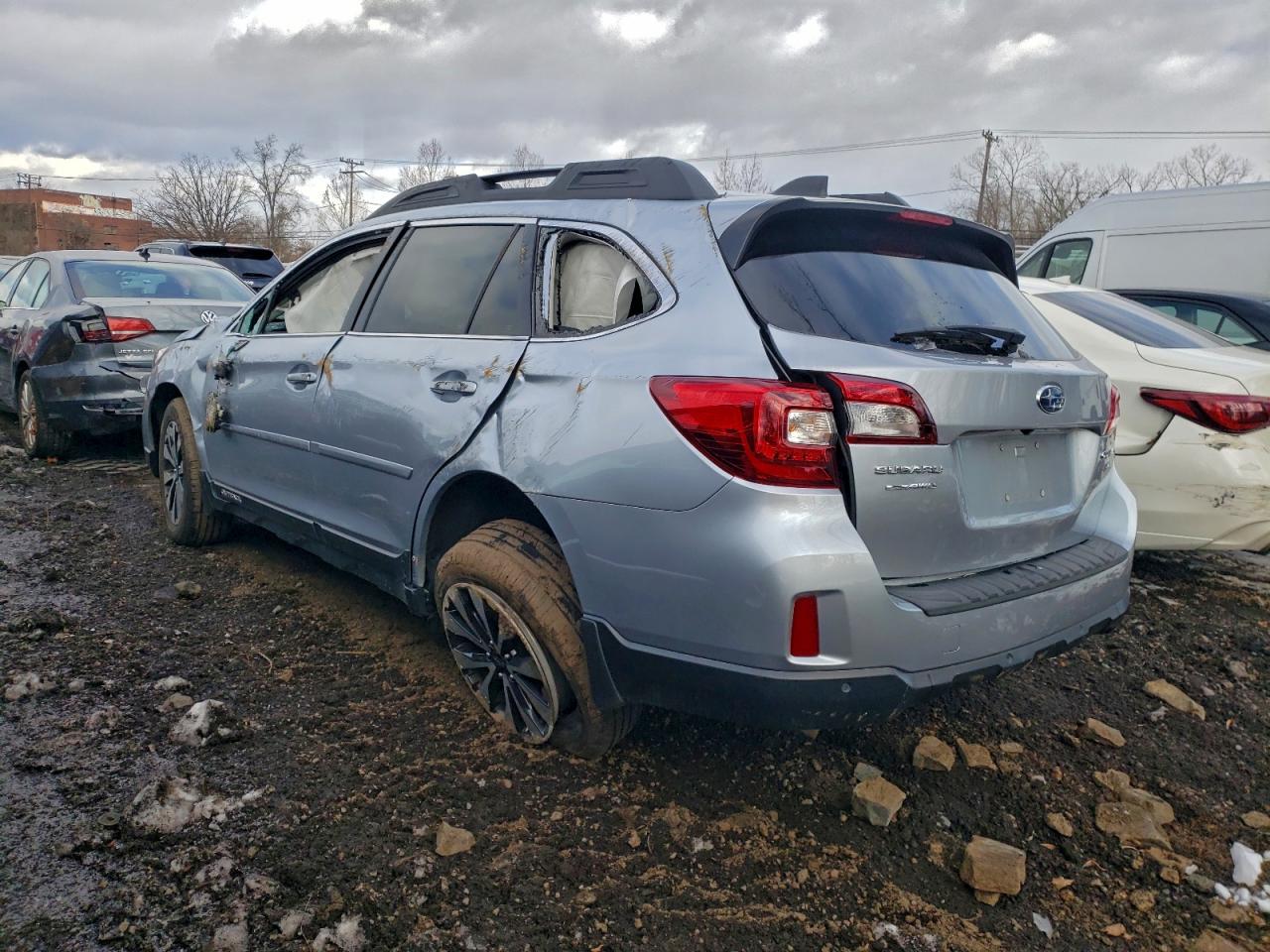 Subaru Outback 3.6r Limited Image 6