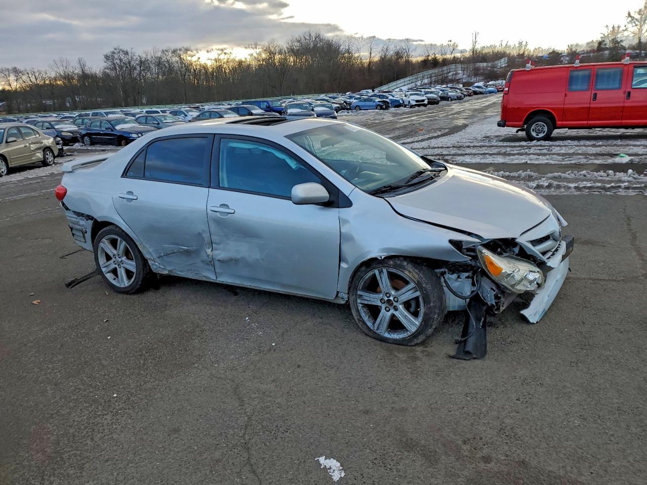 Toyota Corolla Base Image 5