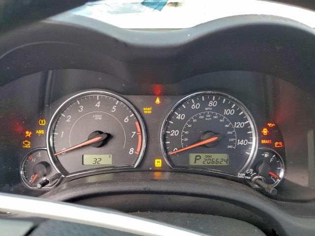 Toyota Corolla Base Image 10