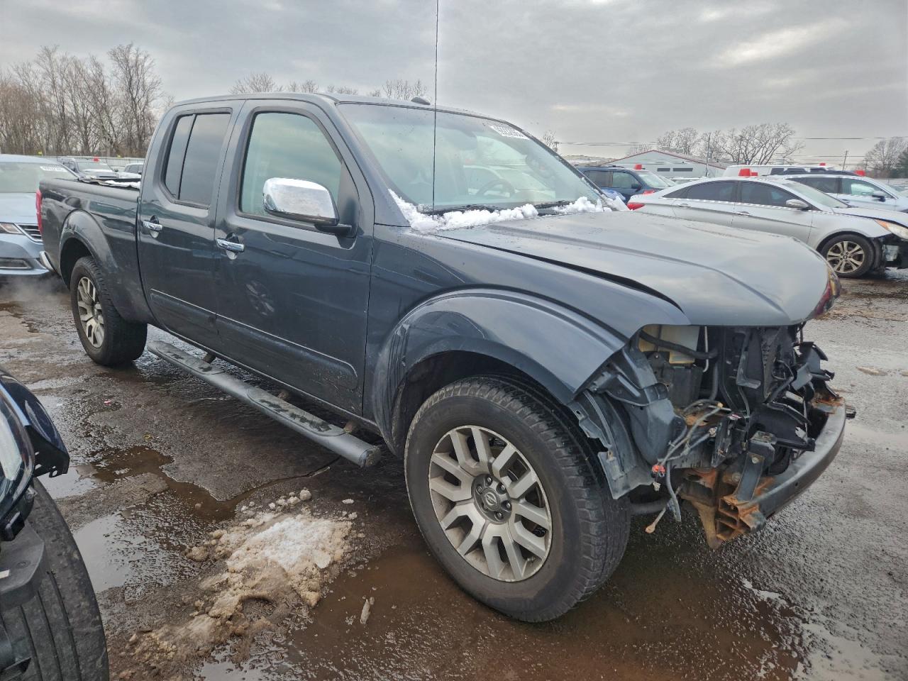 Nissan Frontier Sv Image 3