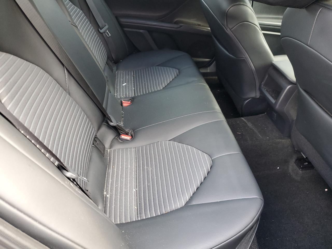 Toyota Camry Se Night Shade Image 4