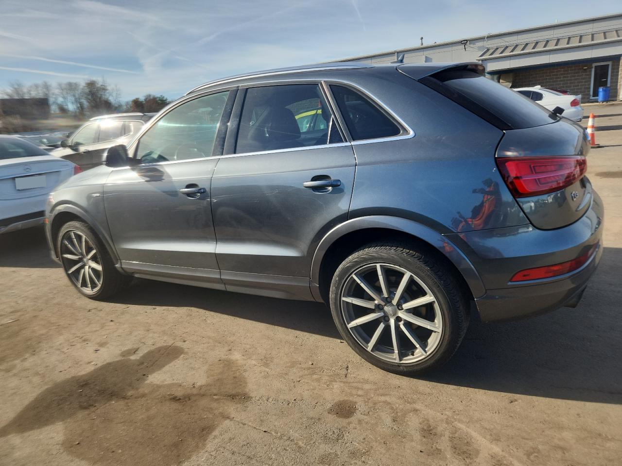 Audi Q3 Premium Plus Image 10