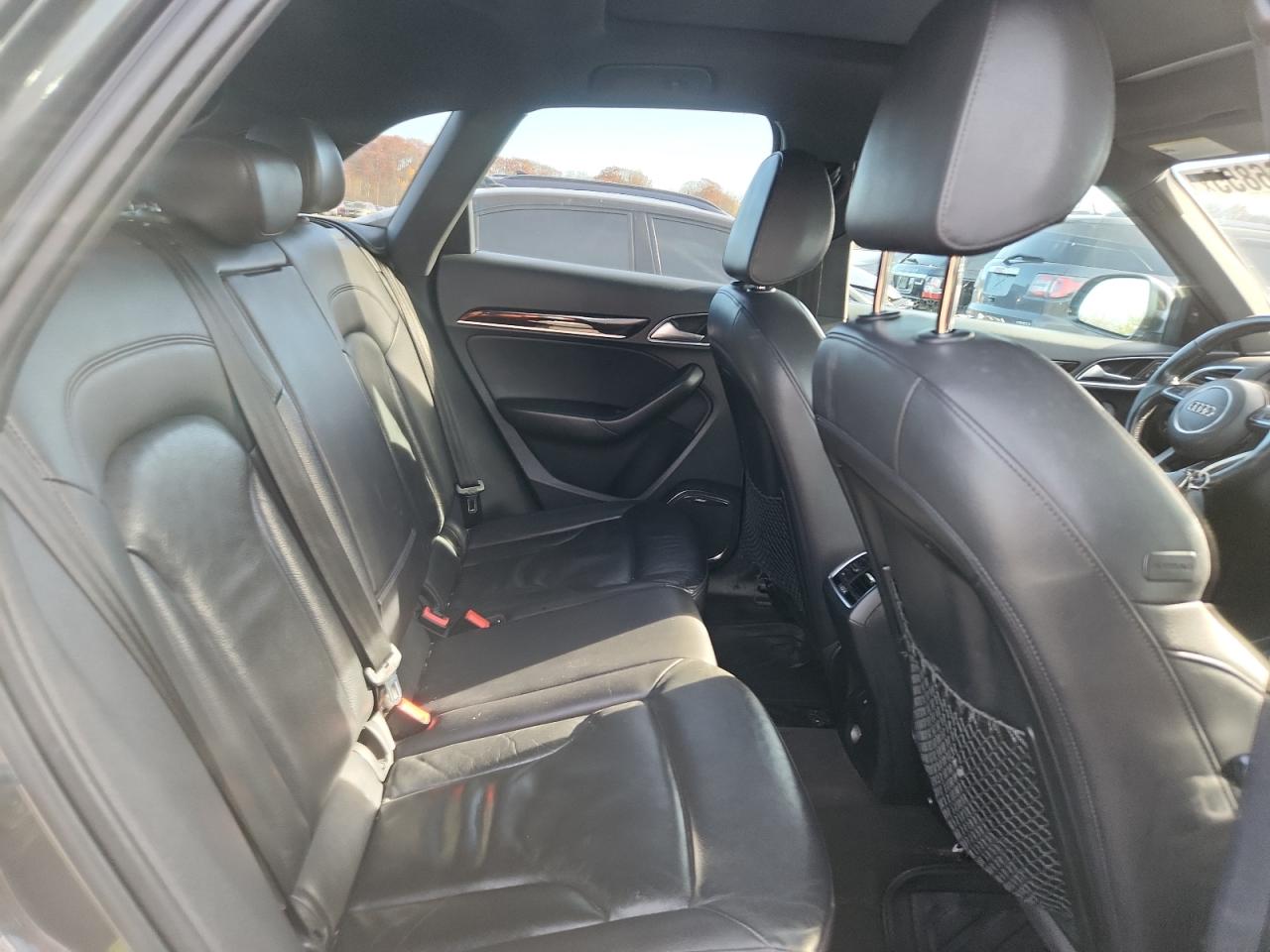 Audi Q3 Premium Plus Image 3