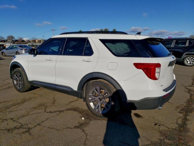 Ford Explorer Xlt Image 6