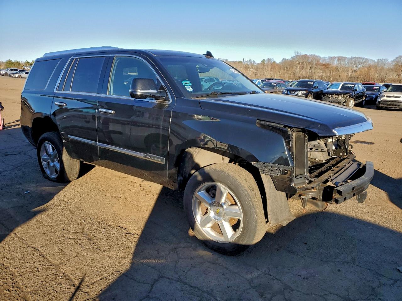 Cadillac Escalade Premium Luxury Image 4