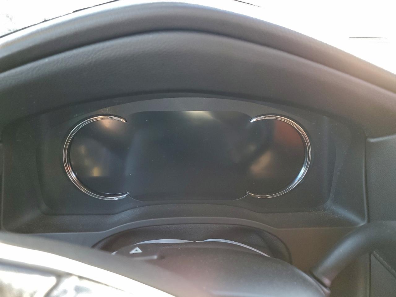 Cadillac Escalade Premium Luxury Image 11