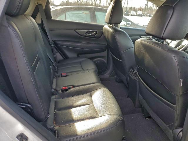 Nissan Rogue S Image 9