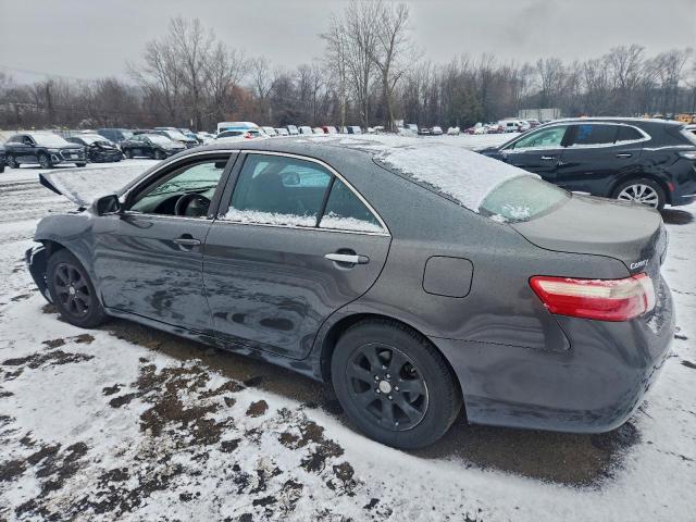 Toyota Camry Base Image 11