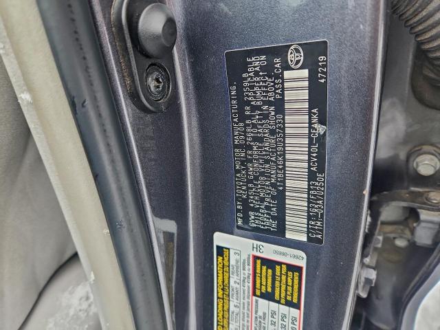 Toyota Camry Base Image 7