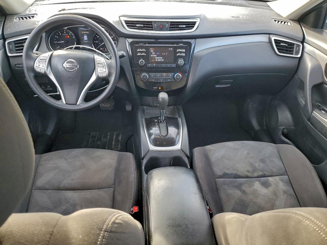 Nissan Rogue S Image 3