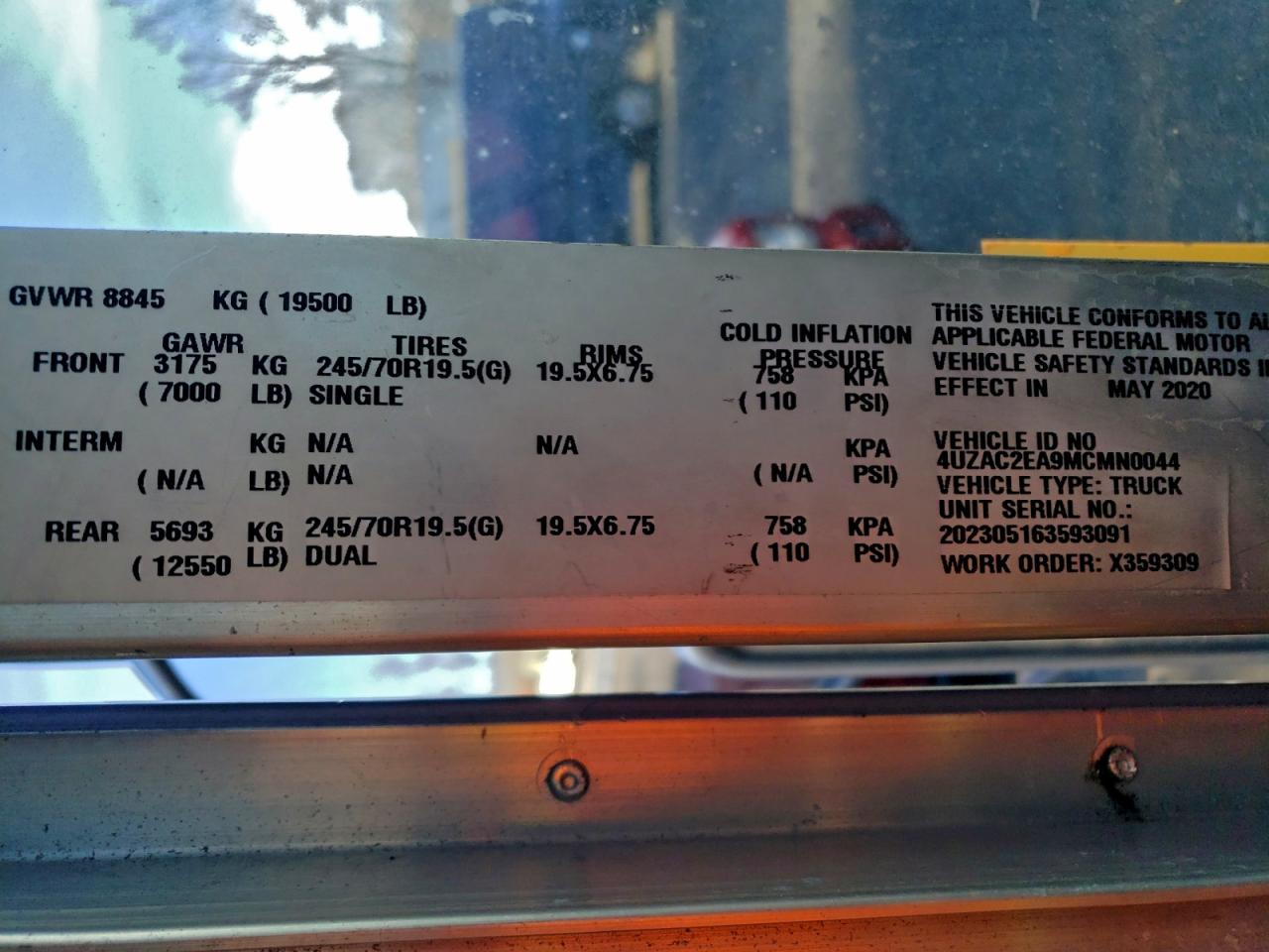 Freightliner Mt45 M Line Walk-in Van Image 13