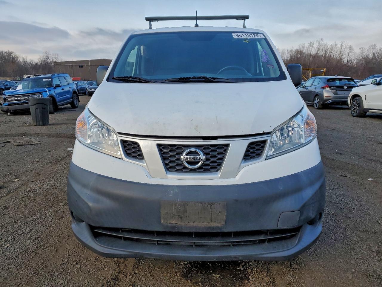 Nissan Nv 2.5s Image 6