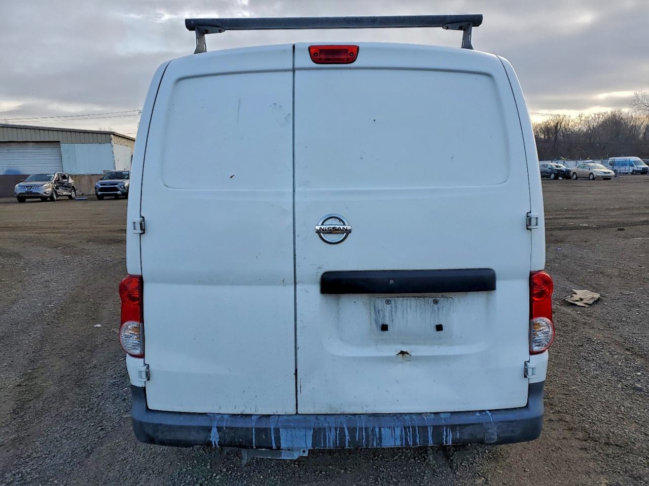 Nissan Nv 2.5s Image 4