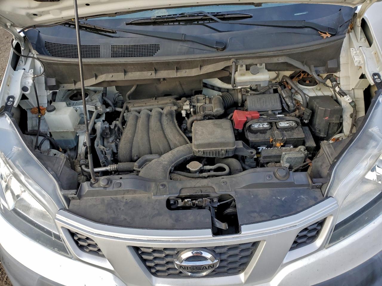 Nissan Nv 2.5s Image 9