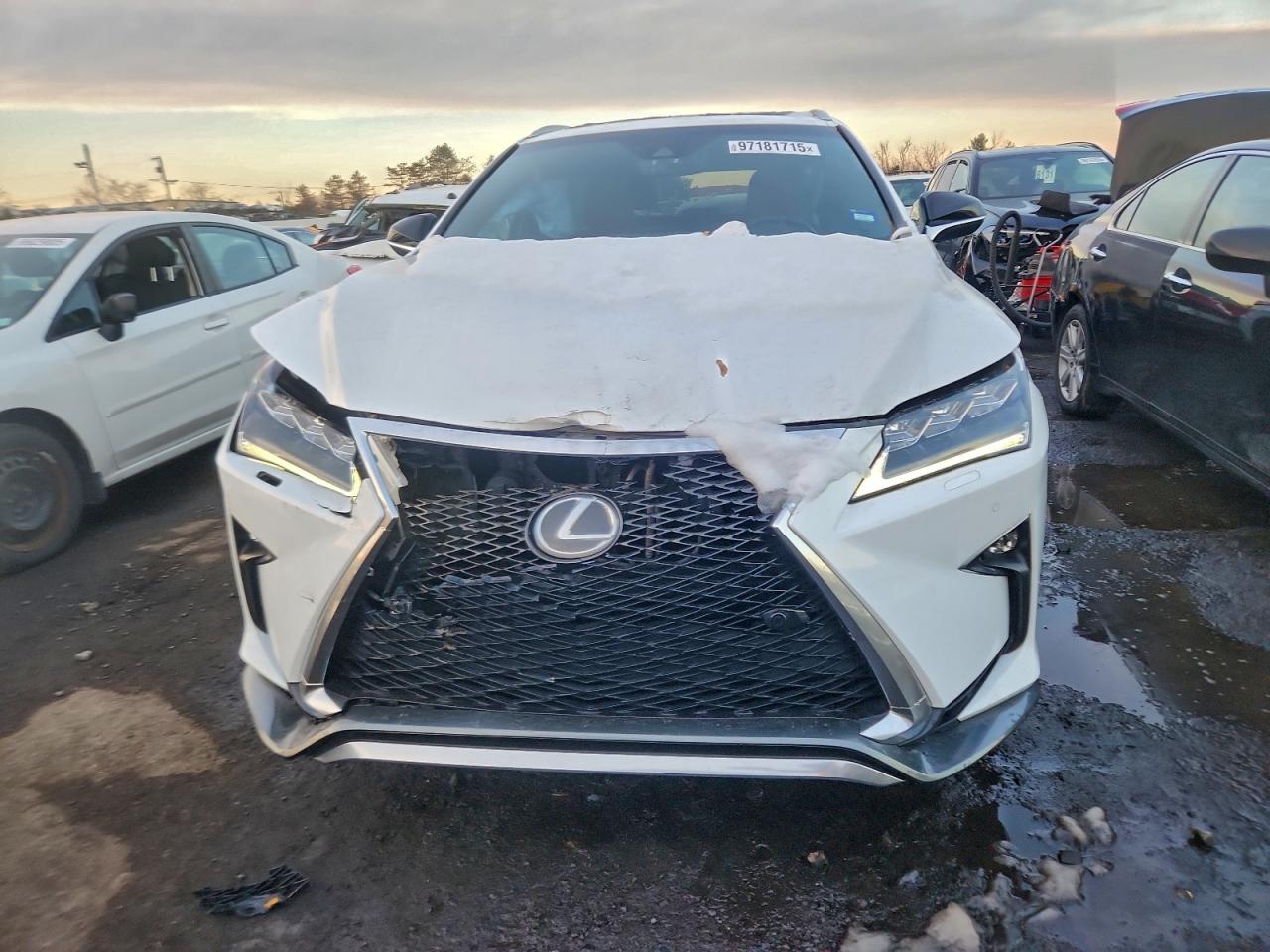 Lexus RX 350 Base Image 12