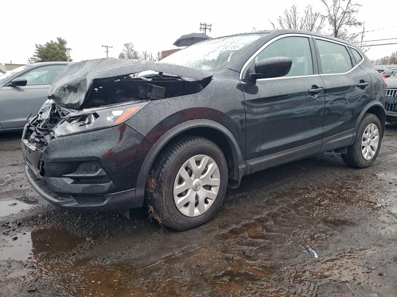 Nissan Rogue S Image 1