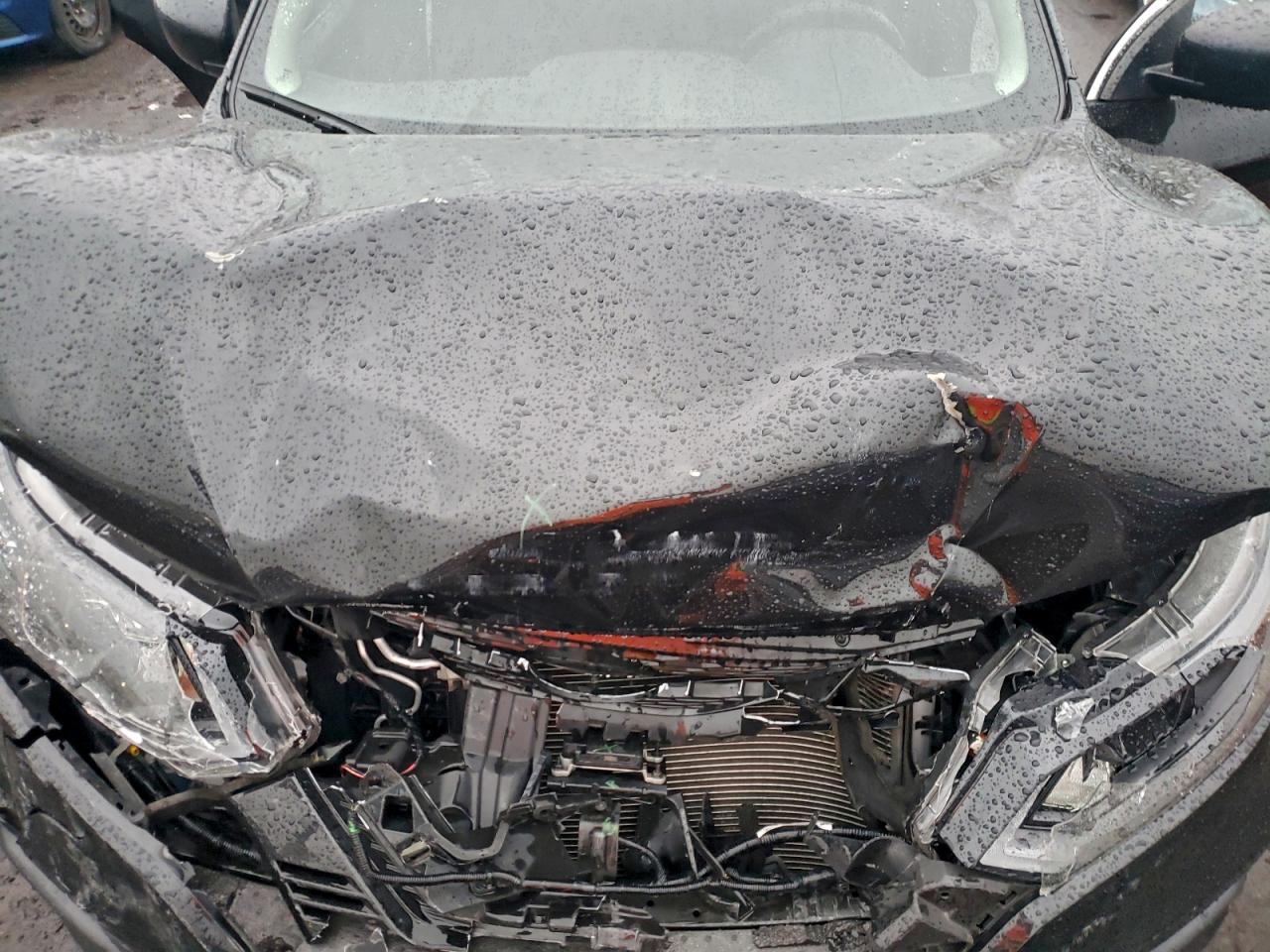 Nissan Rogue S Image 12