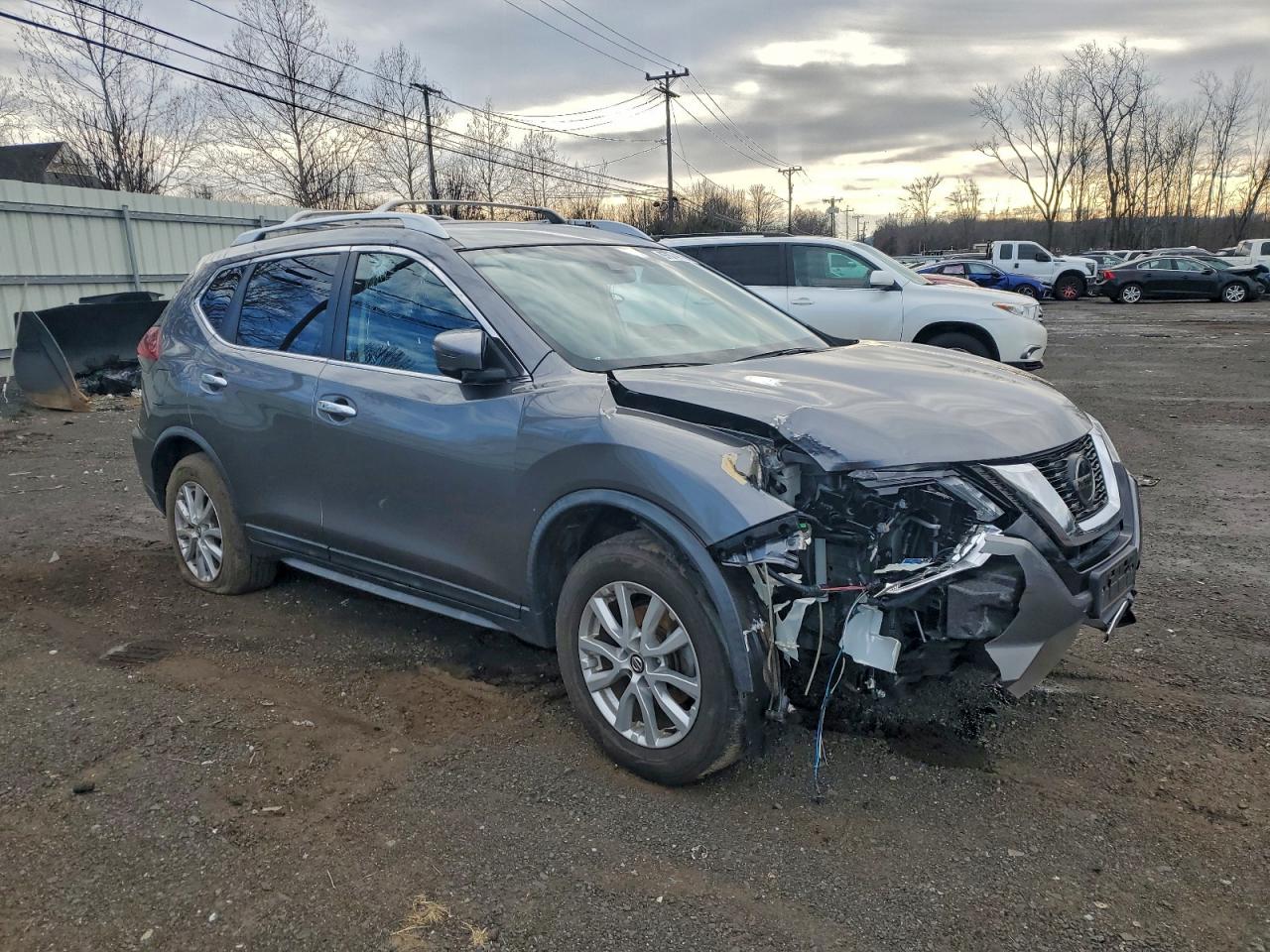 Nissan Rogue S Image 7