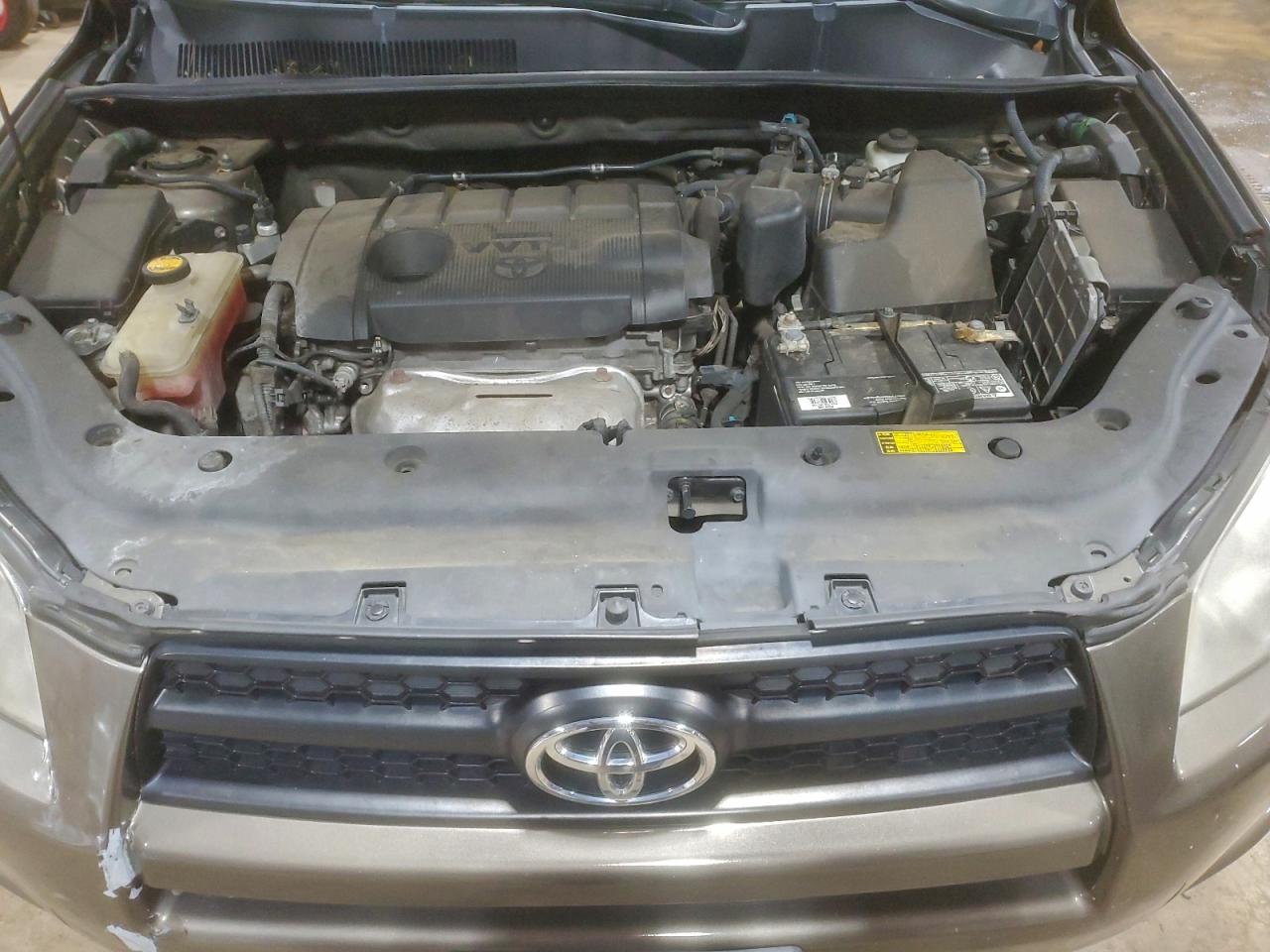 Toyota RAV4 Image 7