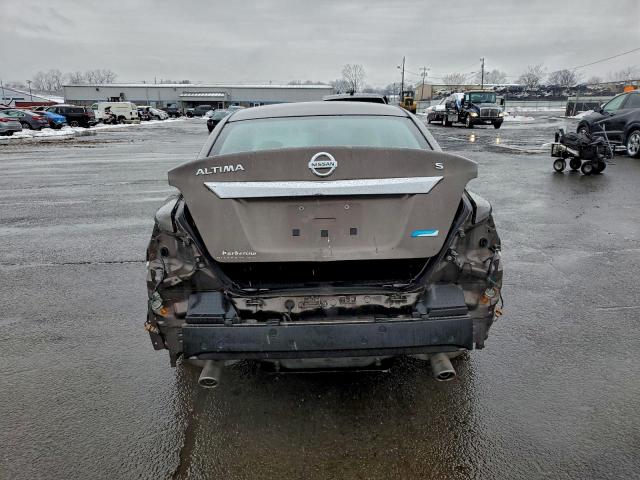 Nissan Altima 2.5 Image 3