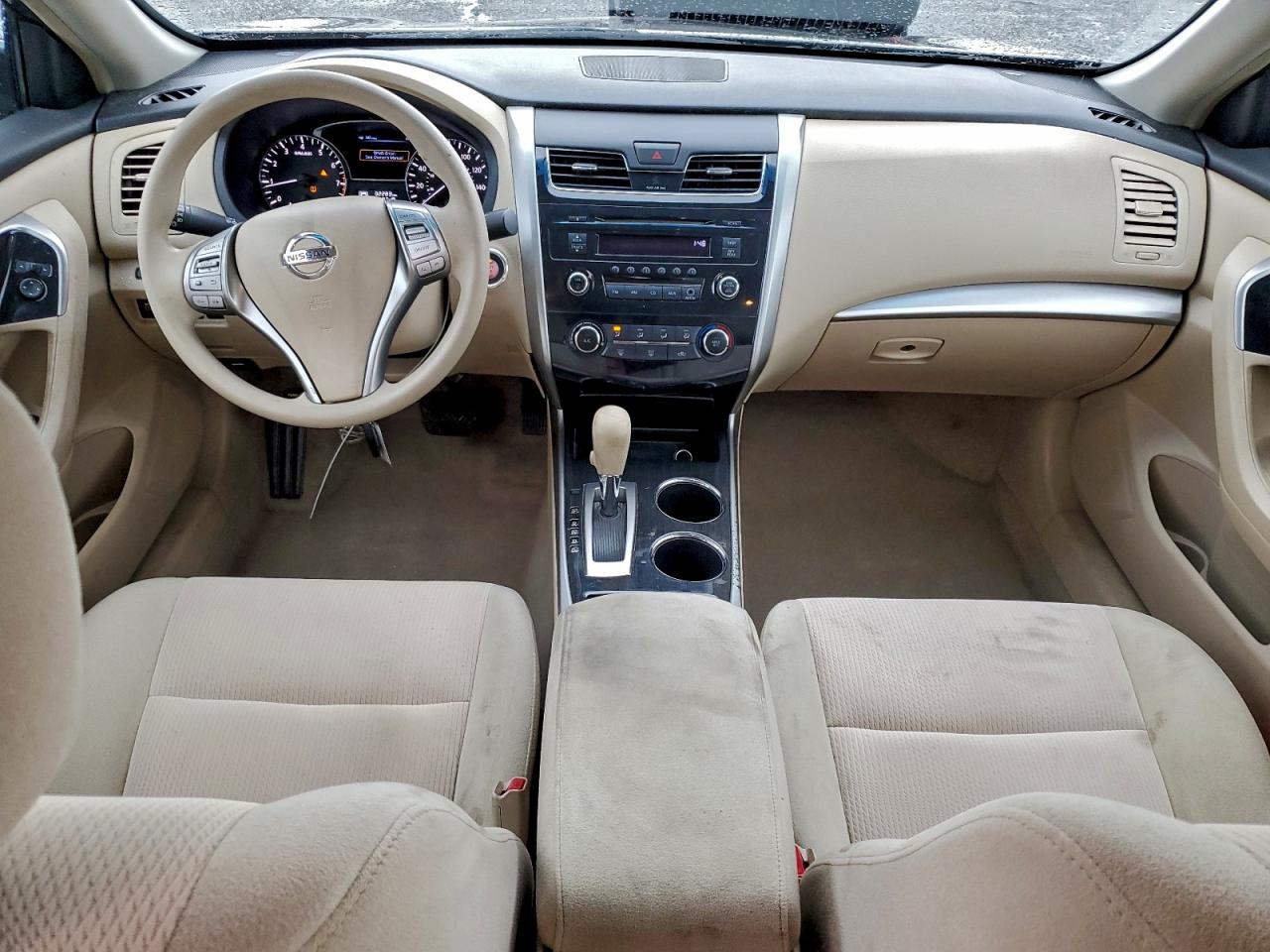 Nissan Altima 2.5 Image 10