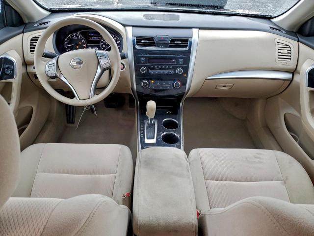 Nissan Altima 2.5 Image 10