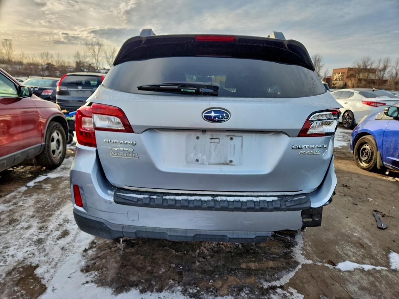 Subaru Outback 2.5i Premium Image 4