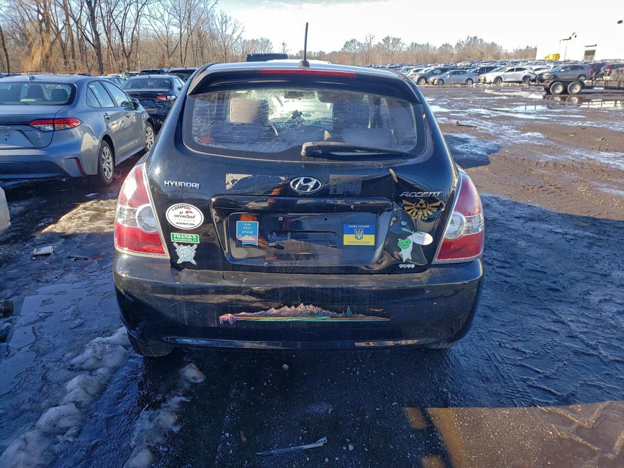 Hyundai ACCENT Blue Image 3