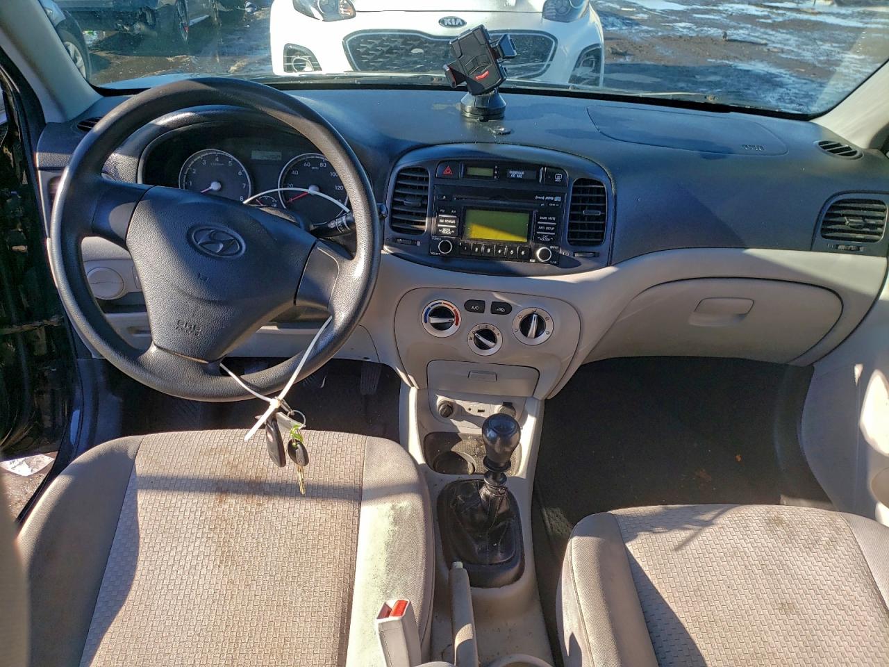 Hyundai ACCENT Blue Image 6