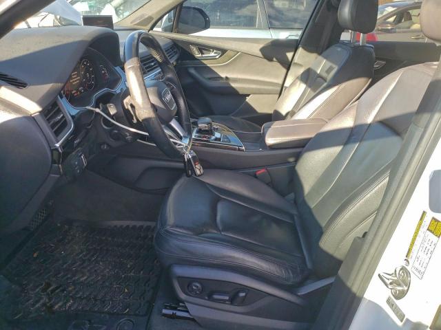 Audi Q7 Premium Plus Image 2