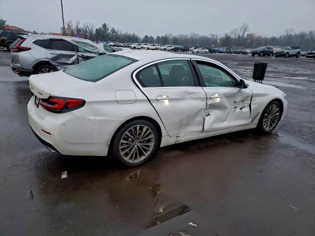 BMW 5 Series Xi Image 9