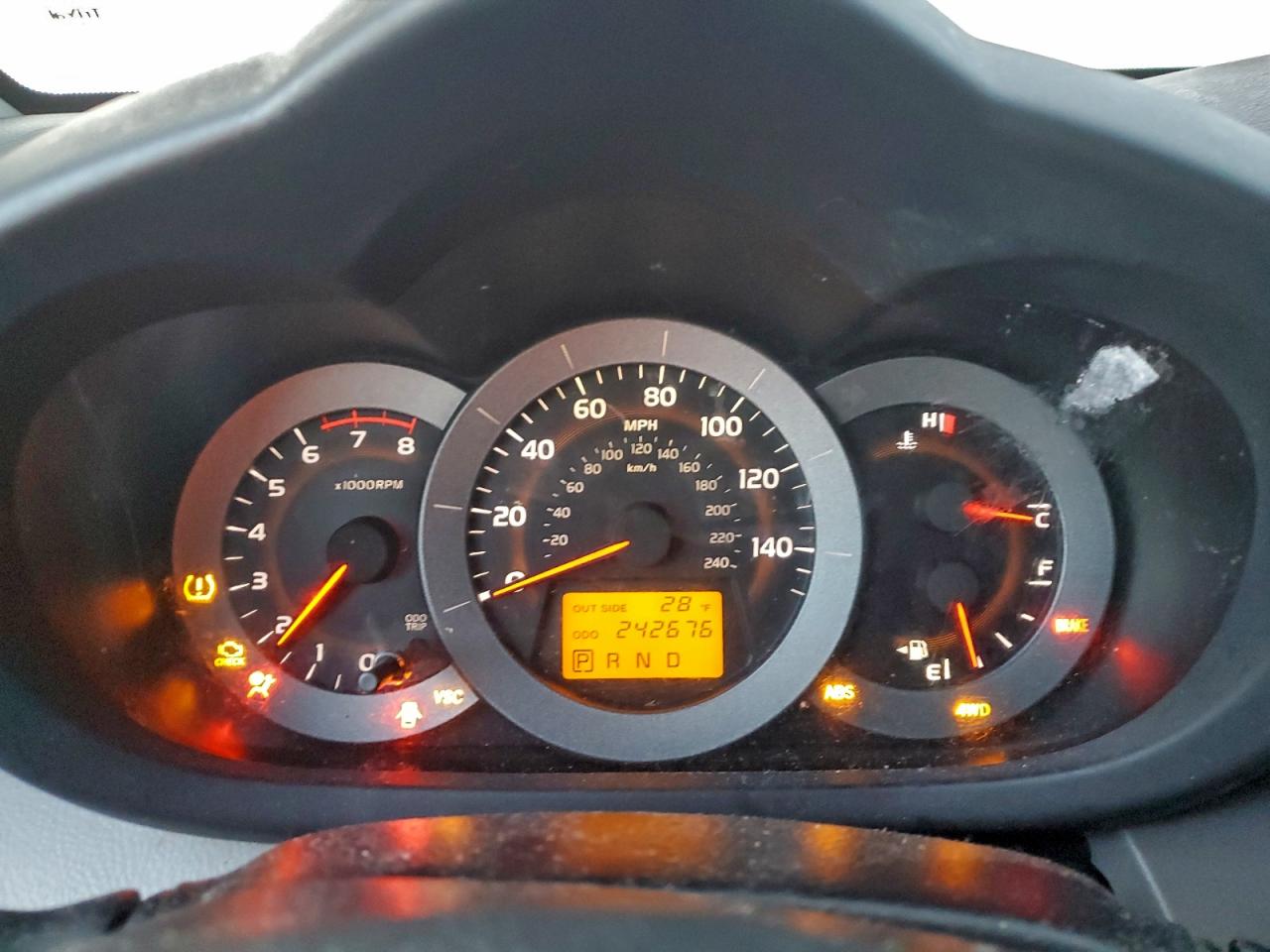 Toyota RAV4 Limited Image 9