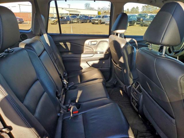 Honda Pilot Touring Image 14