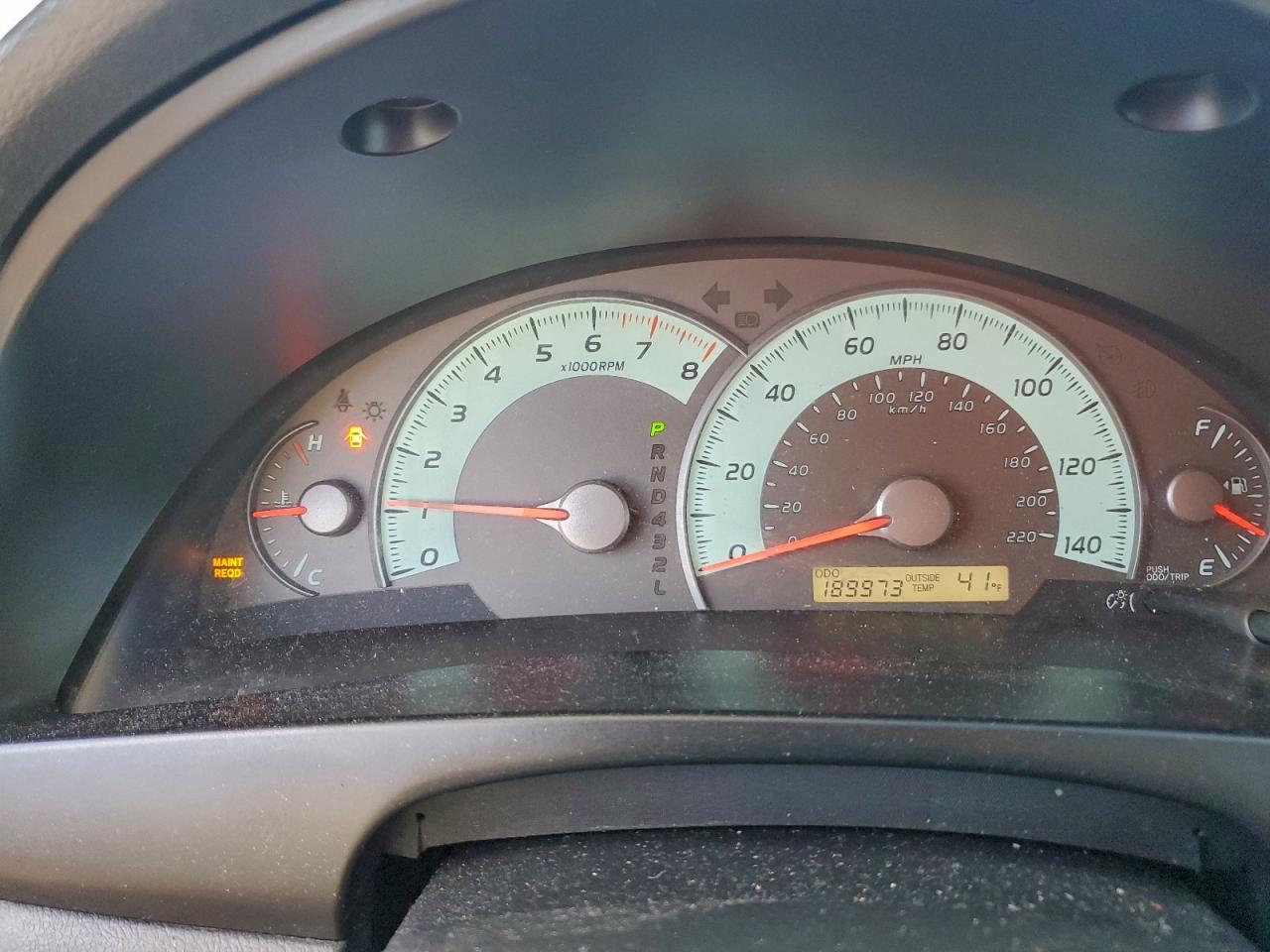 Toyota Camry Ce Image 4