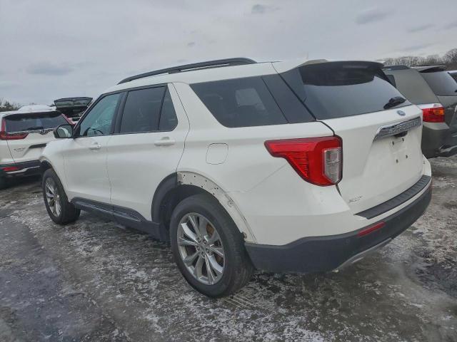 Ford Explorer Xlt Image 5