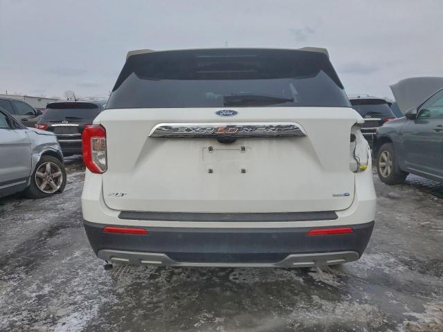 Ford Explorer Xlt Image 10