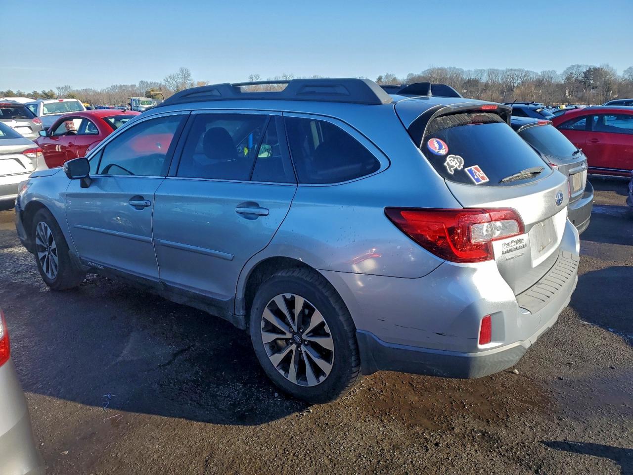 Subaru Outback 2.5i Limited Image 12