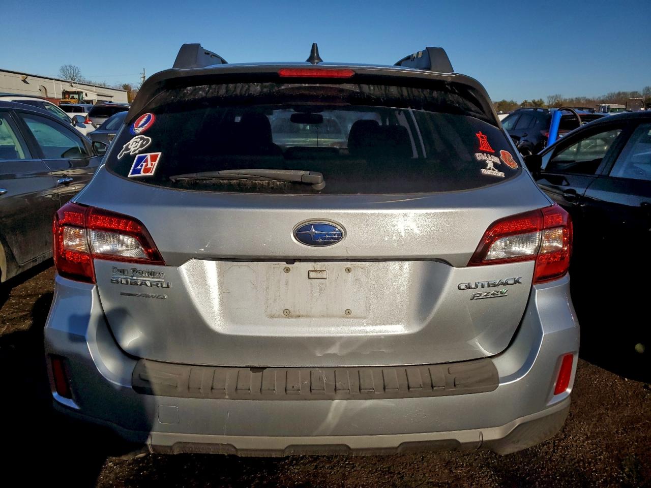 Subaru Outback 2.5i Limited Image 14