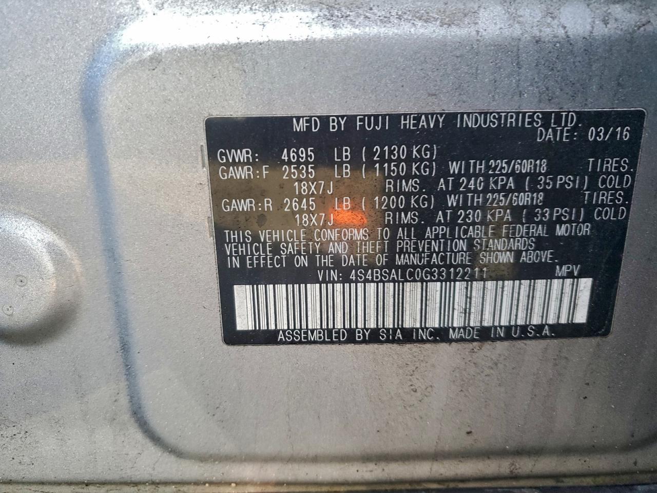 Subaru Outback 2.5i Limited Image 11