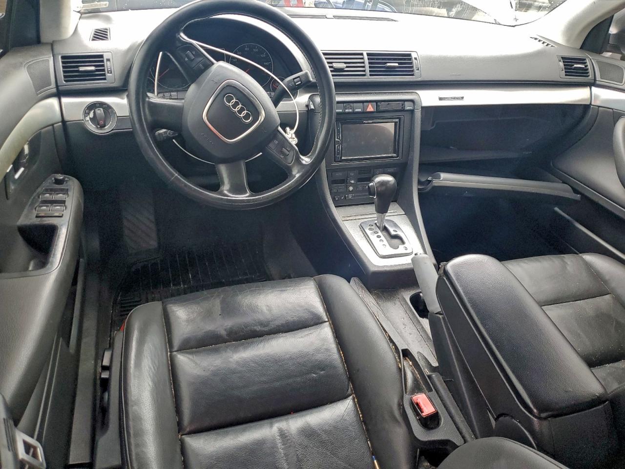 Audi A4 2.0t Quattro Image 12