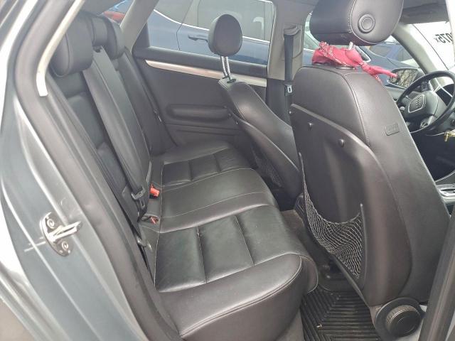 Audi A4 2.0t Quattro Image 8