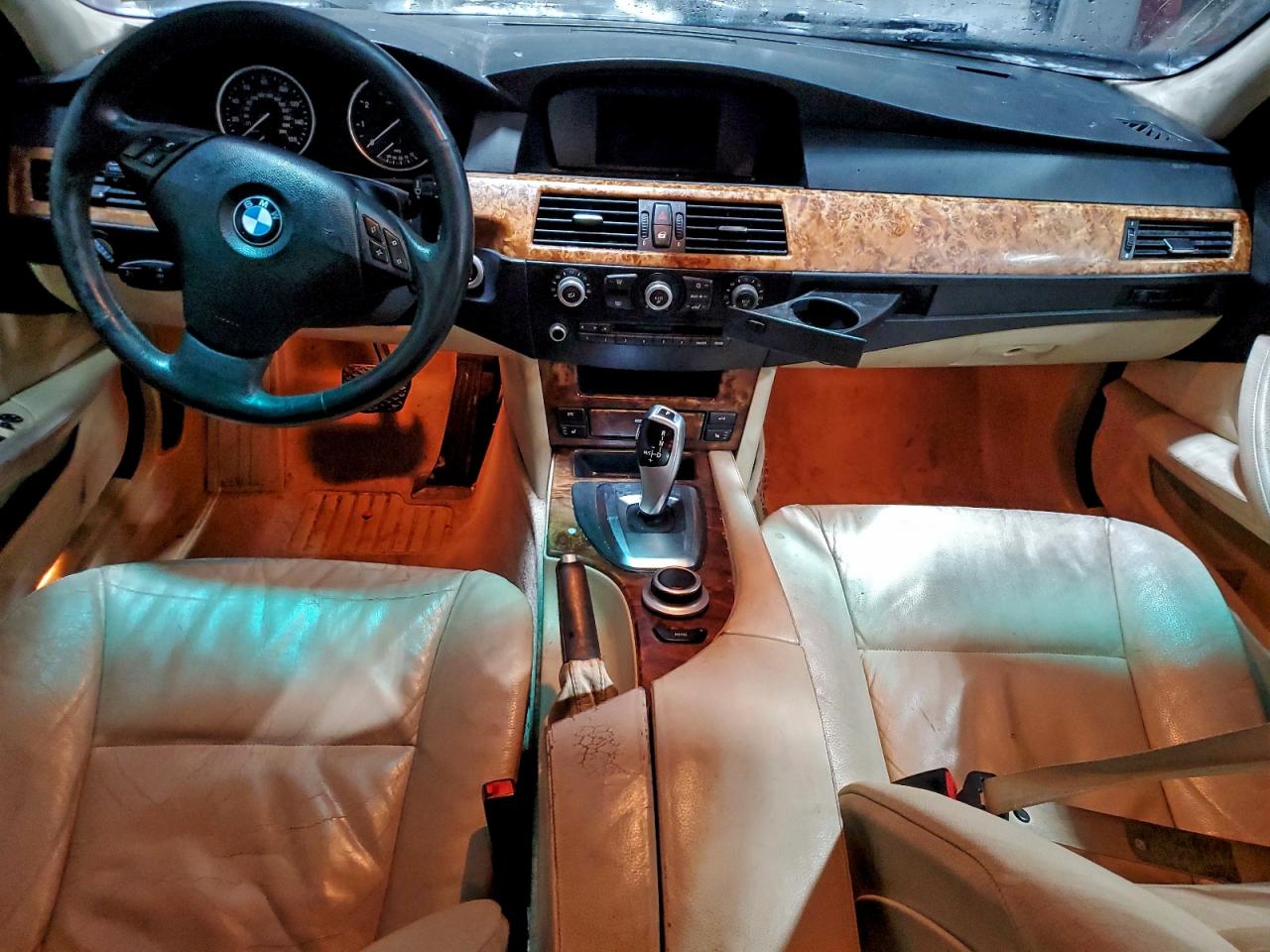 BMW 5 Series Xi Image 6