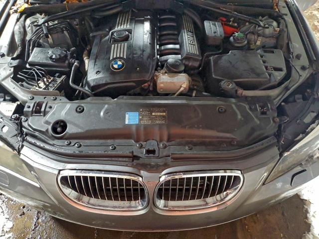 BMW 5 Series Xi Image 11