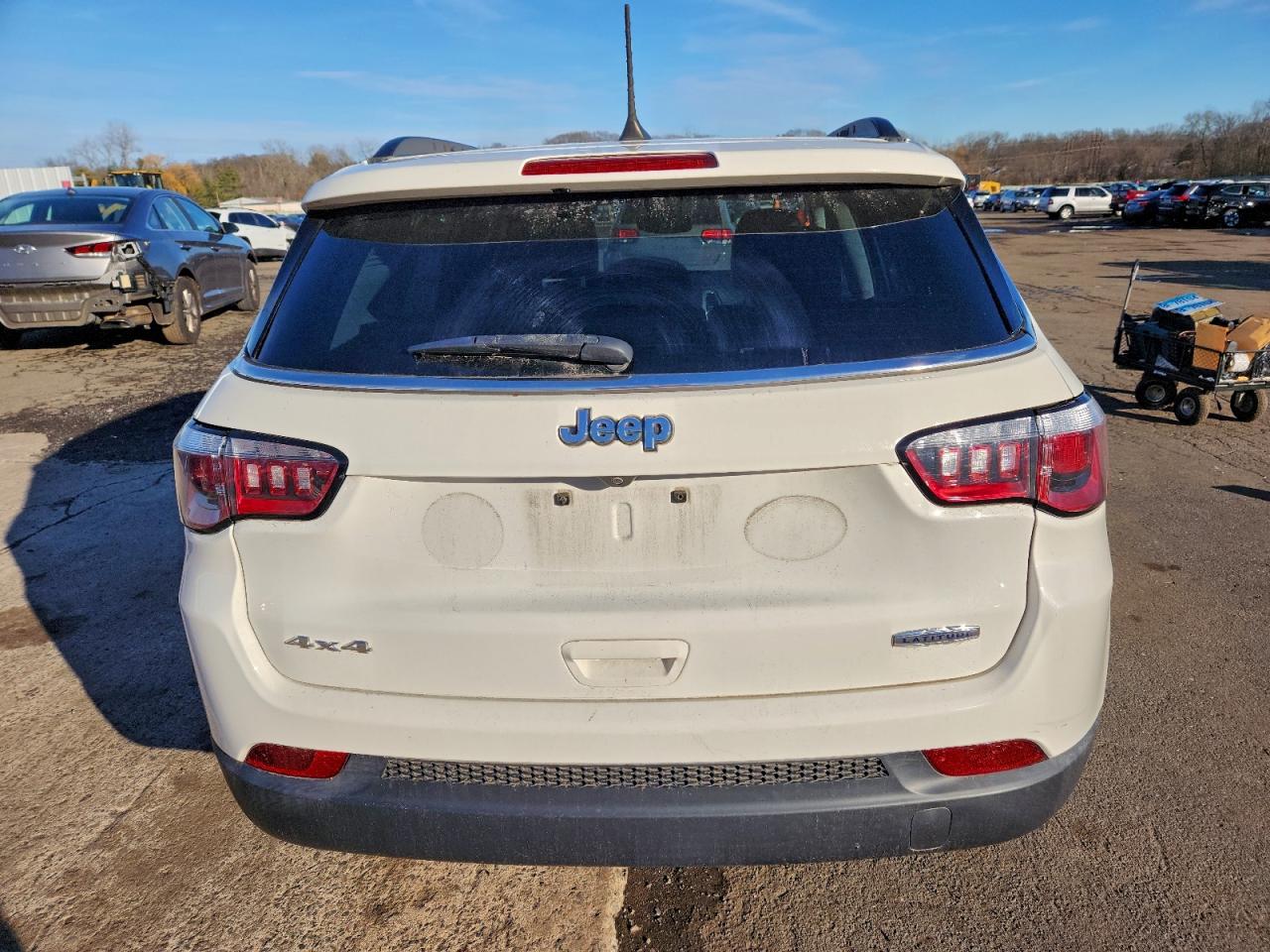 Jeep Compass Latitude Image 4