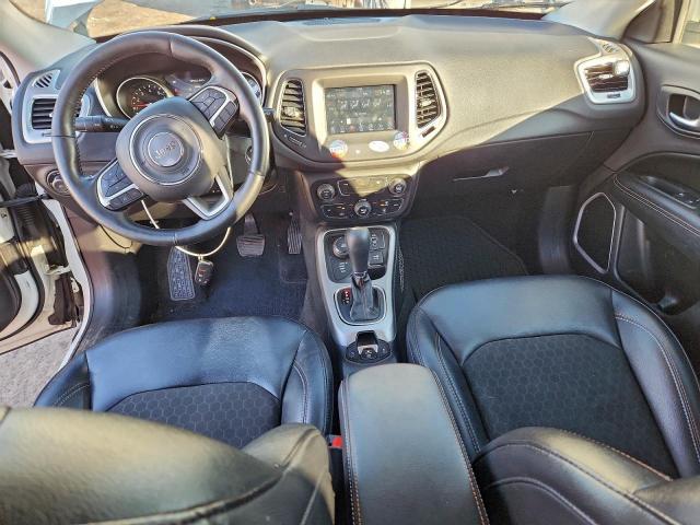 Jeep Compass Latitude Image 6